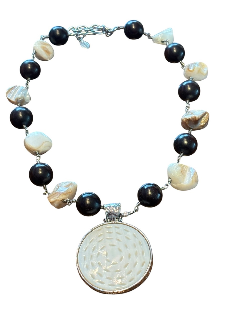 Claudia Agudelo Vintage‎ Mother of Pearl Pendant Beaded Statement Necklace 18”